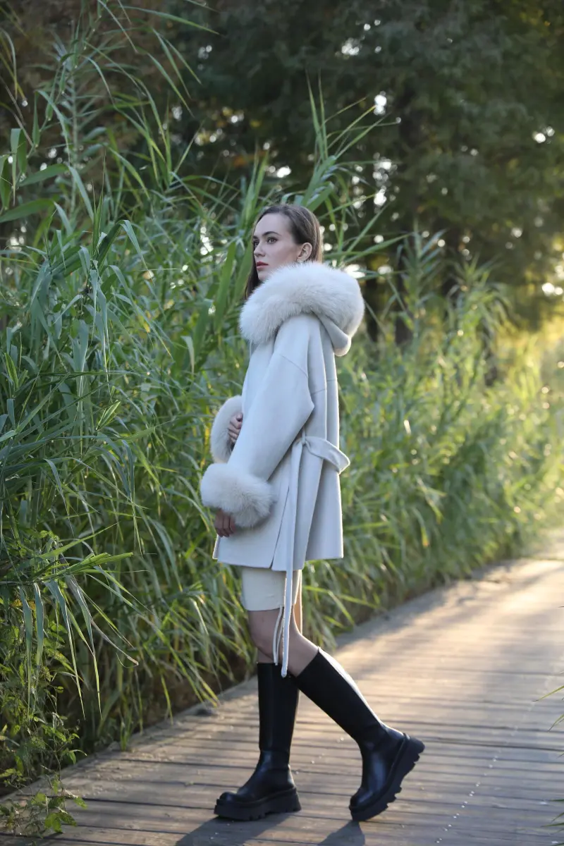 Women's Winter Warm Hooded Reversible Cashmere Short Coat Cuffs with Fur M2