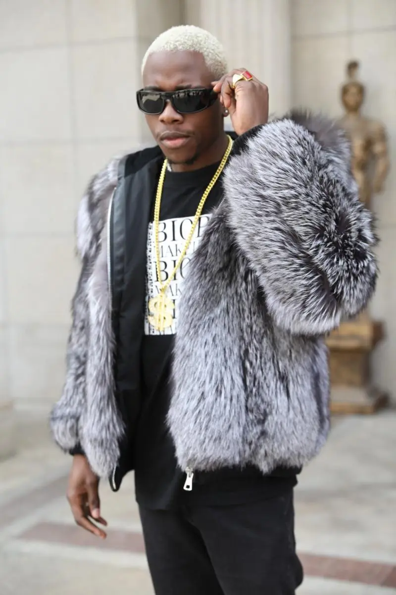 Coat with ribbed hem and cuffs hooded made of fox fur (6)