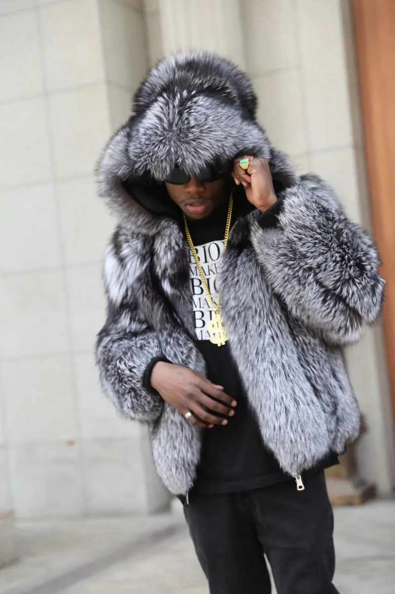 Coat with ribbed hem and cuffs hooded made of fox fur (45)