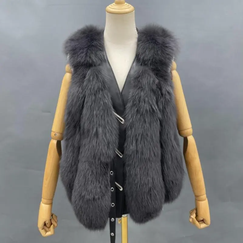 Vertical Stripe Buckle Decorated Draped Fox Fur Vest (Short) (13)