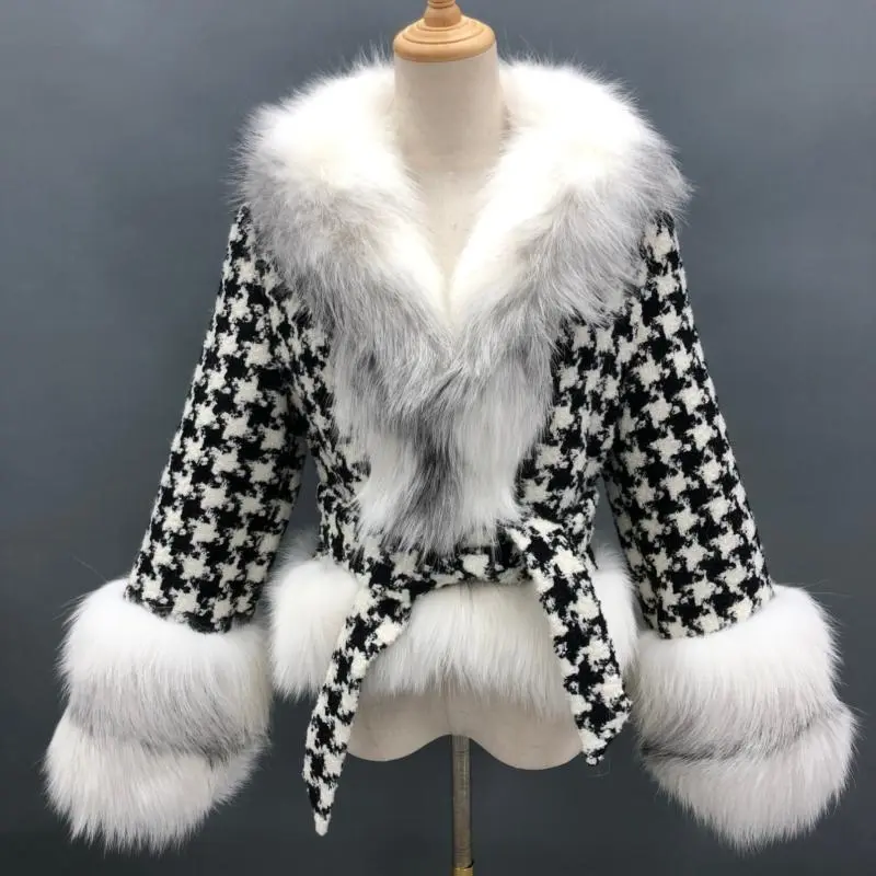 Mandarin Collar Wool Checkered Short Jacket with Fur Trim (8)