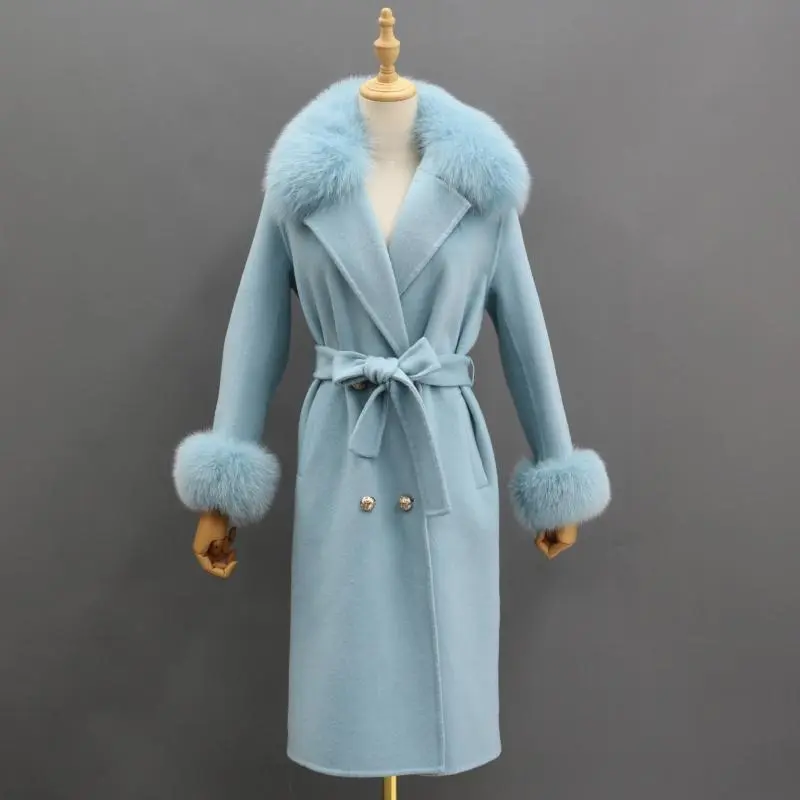 Double-sided wool coat with a small collar (14)