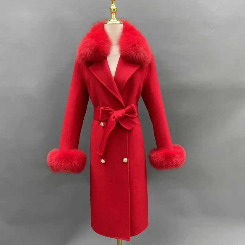 Double-sided wool coat with a small collar (8)