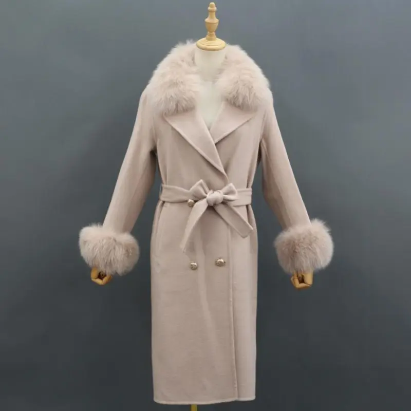 Double-sided wool coat with a small collar (17)