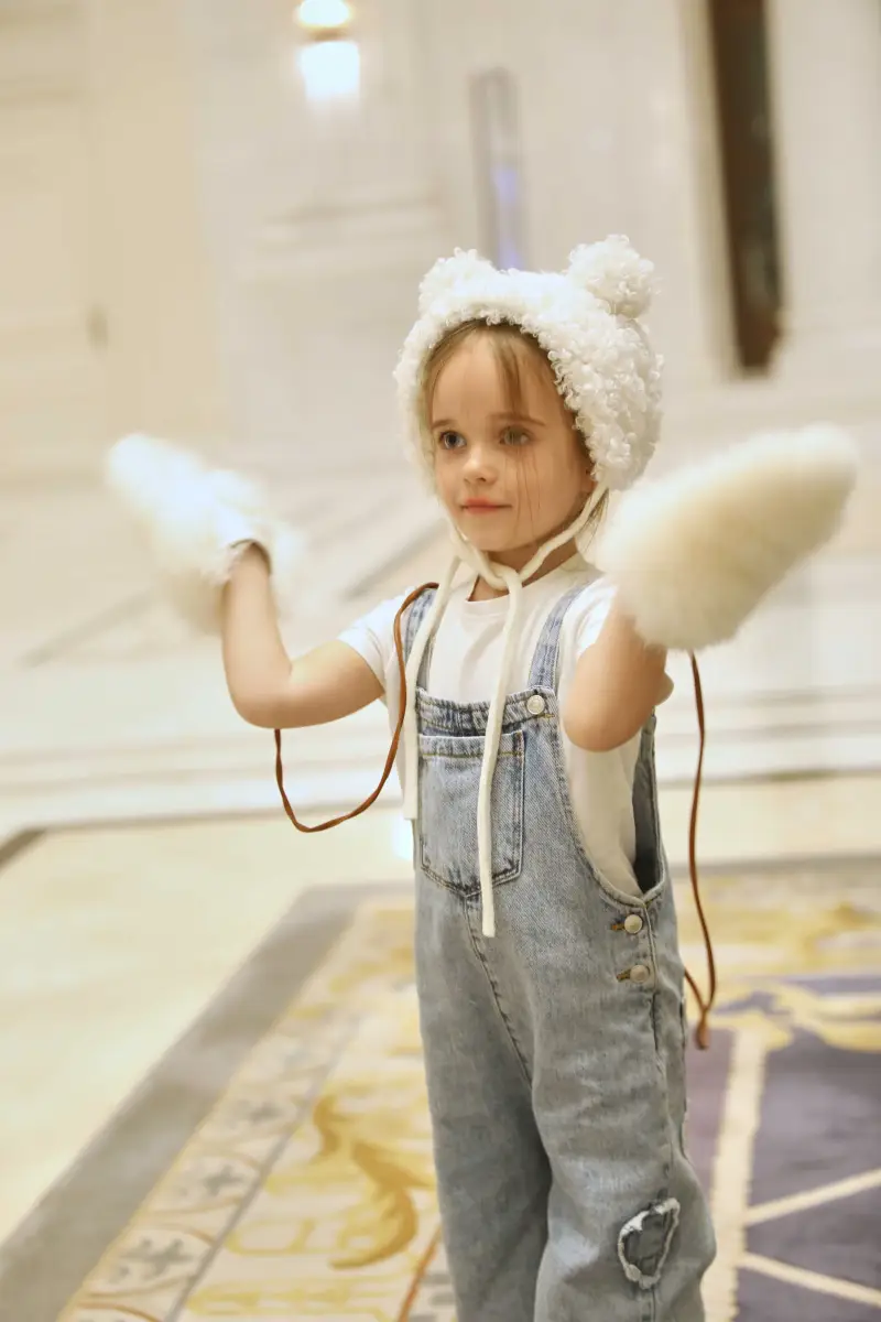 Beary Ears Lace-up Hat m4