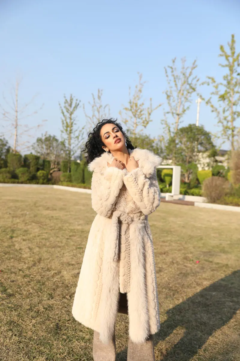 Eco-Friendly Faux Mink Fur Women's Long Coat with Suit Collar and Placket