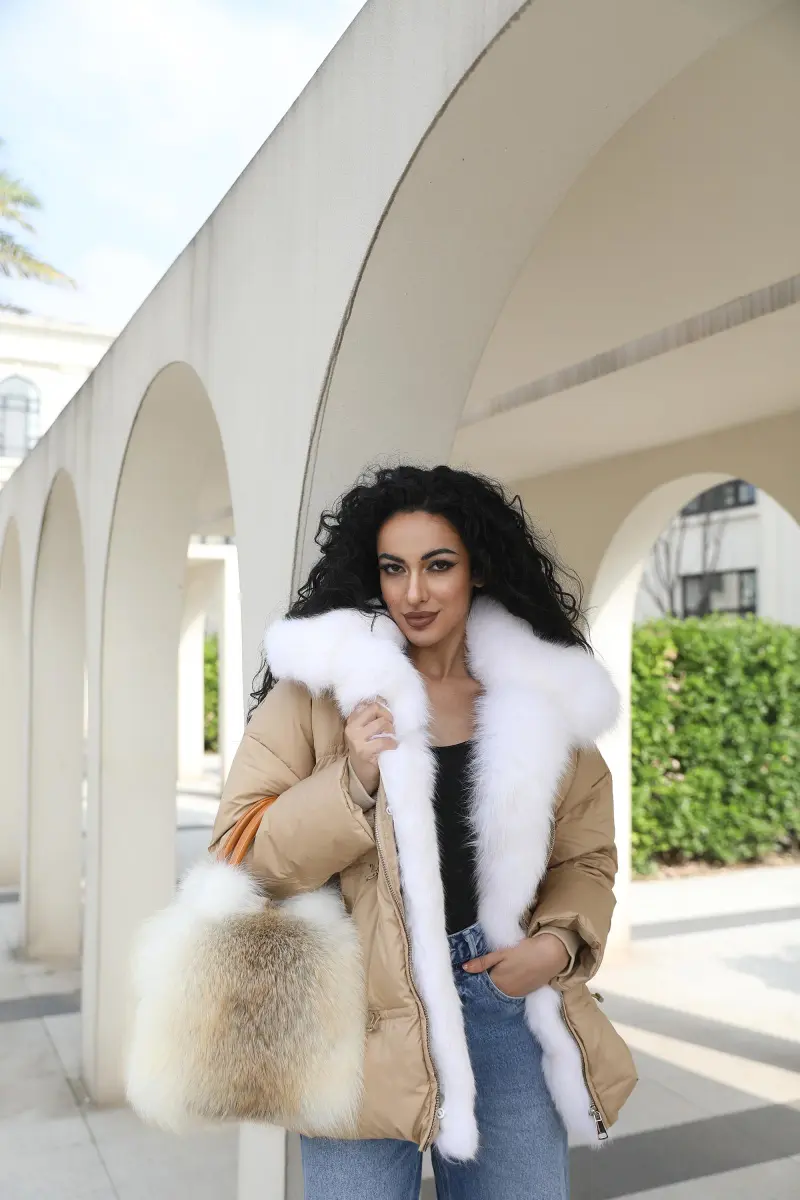 Fox Fur Placket Down-Filled Women's Collar Puffer Jacket127