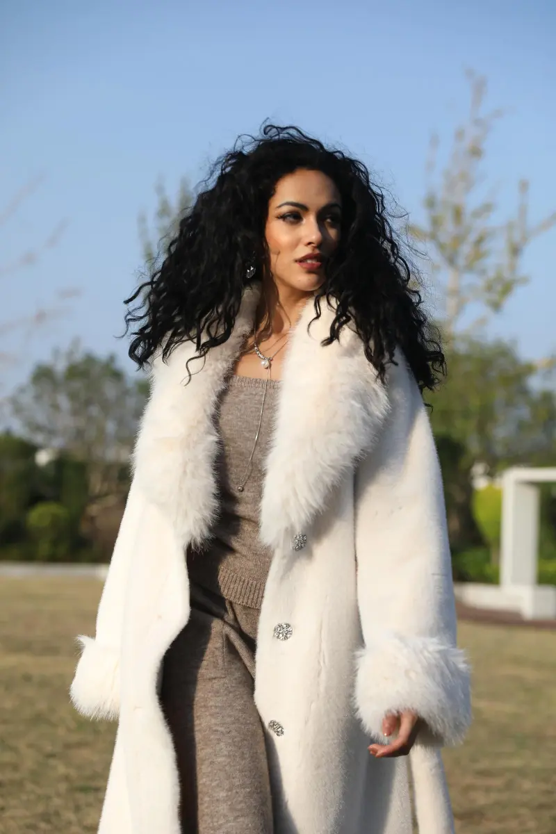 Eco-Friendly Faux Mink Fur New Style Suit Collar Rhinestone Trendy Women's Coat23