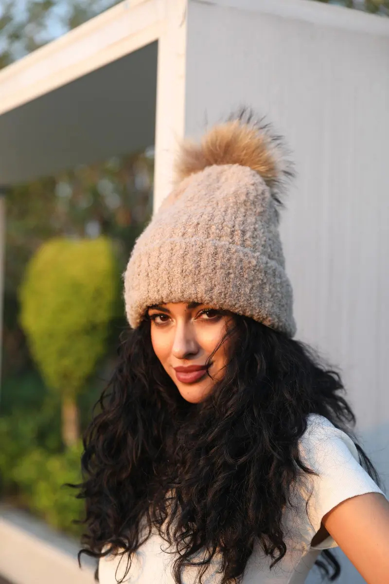 Women's Looped Fur Casual Hat7