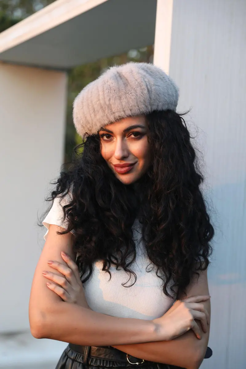 Women's Fashion Eco-Friendly Fur Striped Pumpkin Beret3