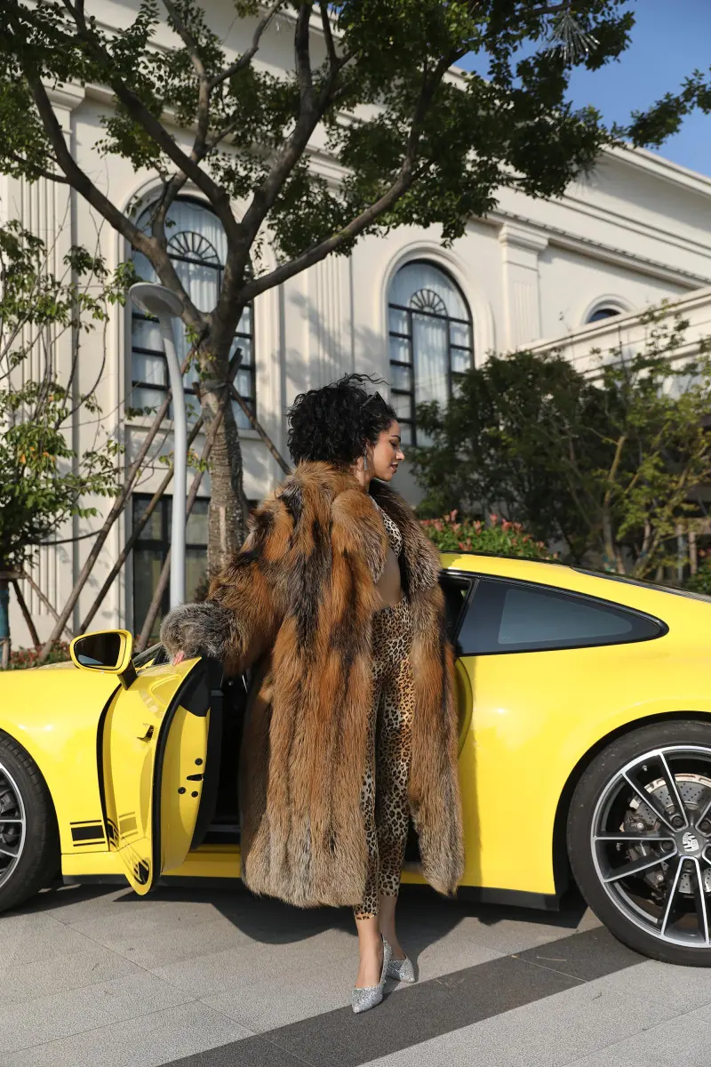 Gold-Edged Fox Fur Women's Luxurious High-Quality Long Coat with Lapel34