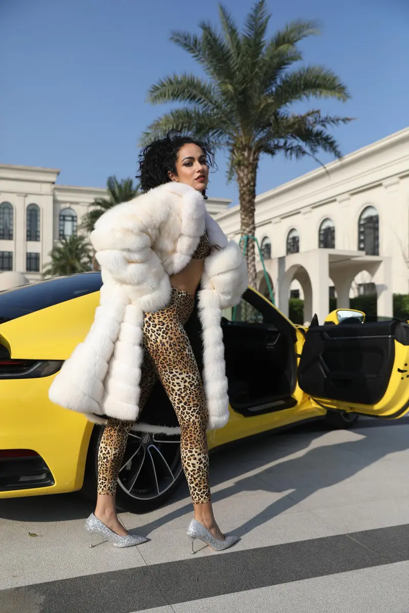 Women's Luxurious Fox Fur Lapel Striped Long Coat Fur Jacket 