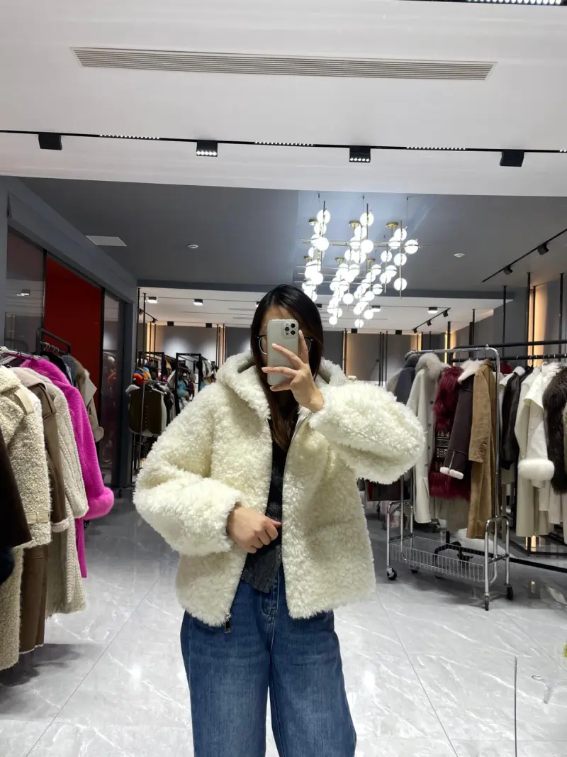 Faux Shearling Outerwear Coat Women's Elegant Hooded Faux Shearling Jacket (14)