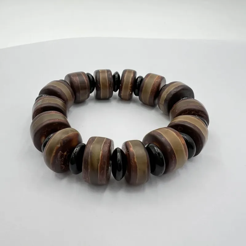Bracelet 28