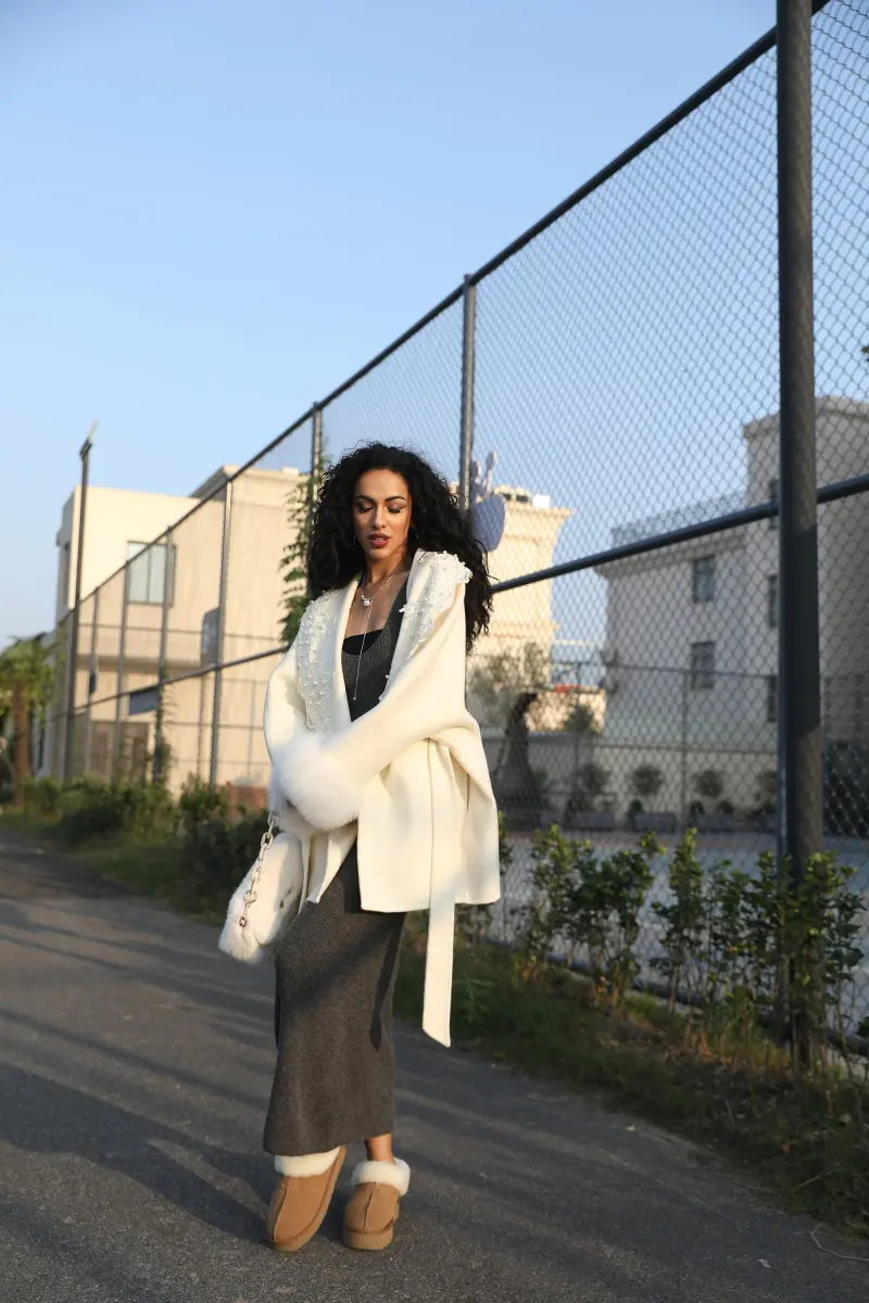 Double-Faced Cashmere Jacket for Women Vintage Lace with Rhinestone Double-Faced Wool Oute ( (7)