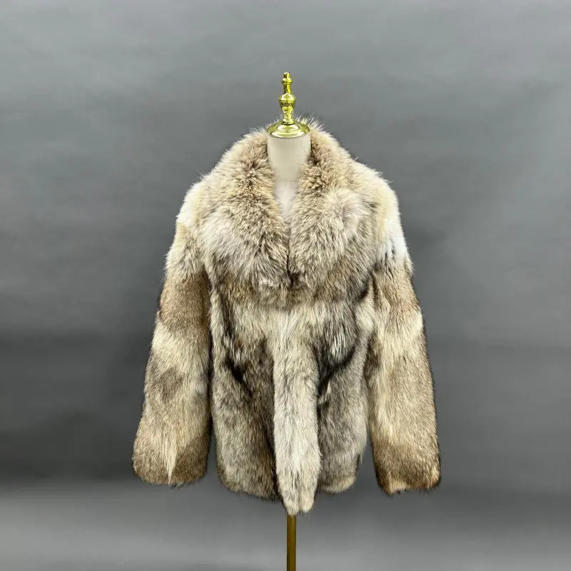 Wolf Fur Luxurious Lapel Coat for Extreme Cold Weather1