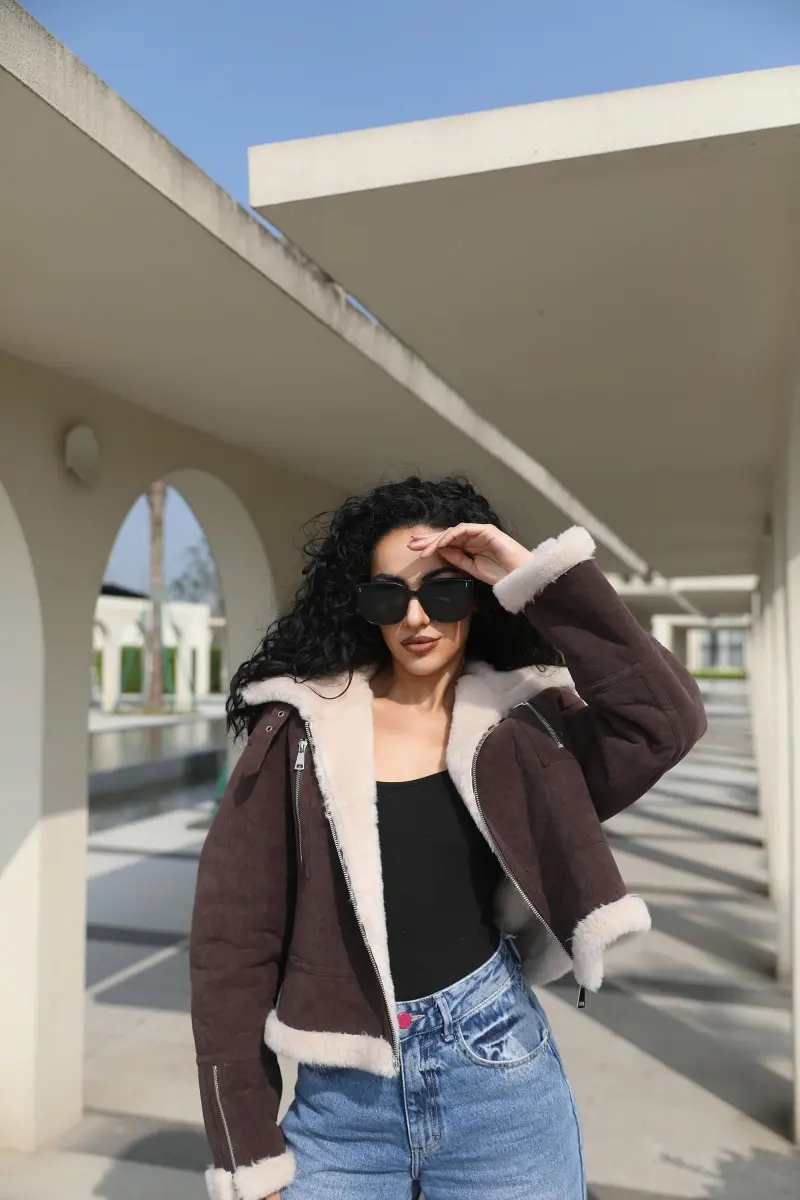 Leather and Faux Fur Zippered Collar Trendy Lapel Jacket  (33)