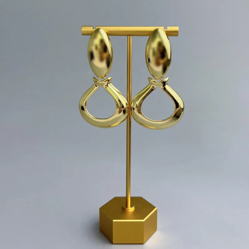 Niche Cold Beauty Geometric Hollow Earrings European and American Minimalist Metal High-End Earrings