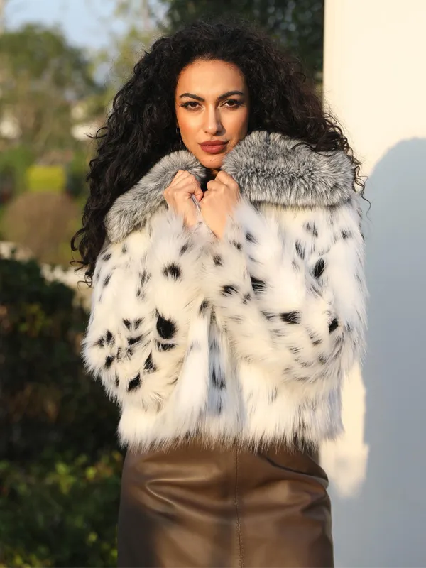 Eco Friendly Fur Coat Women's Avant Garde Lapel Leopard Pattern Short Faux Fur Outerwear Jacket