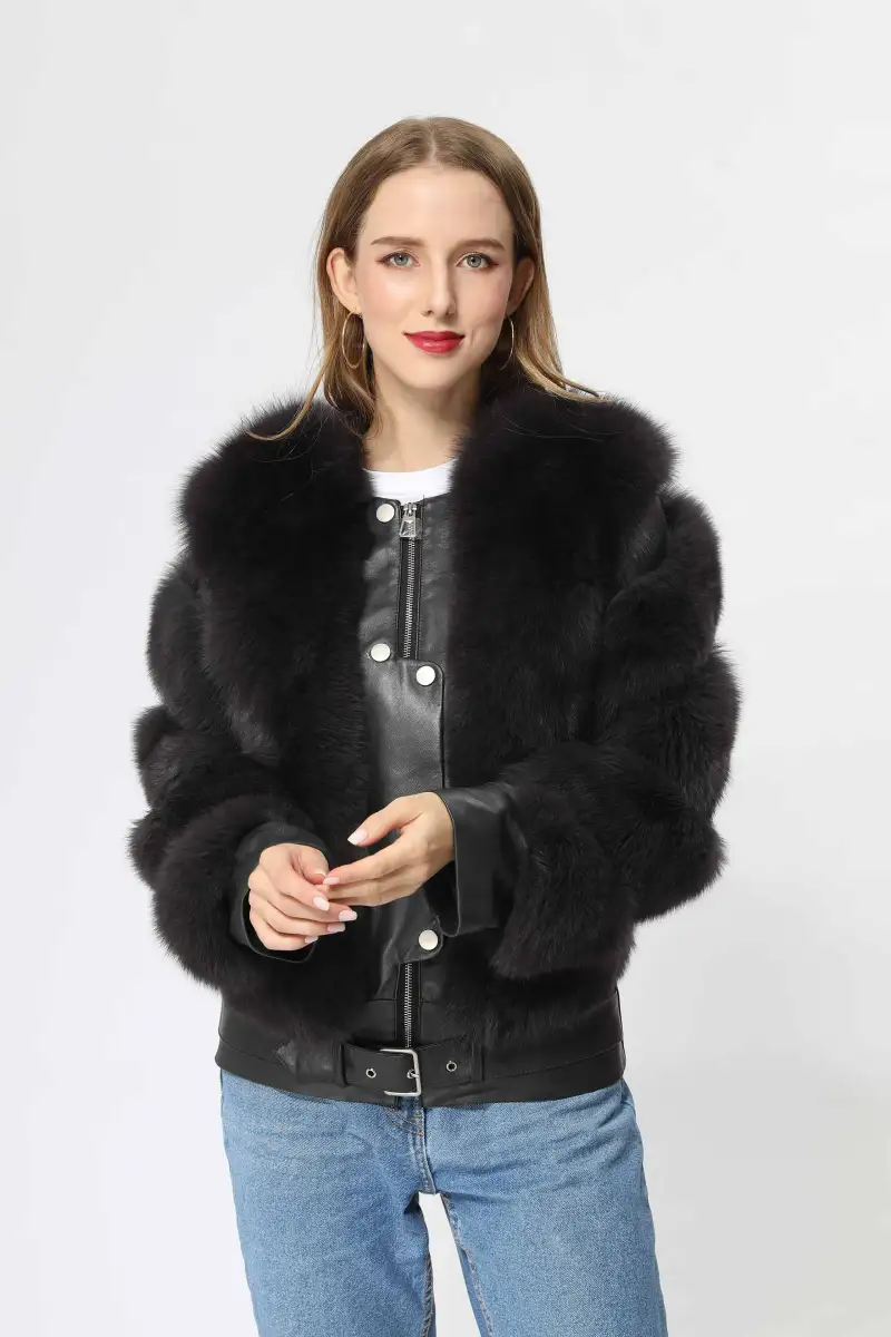 Winter Fox Fur Coat High-Quality Button Decorated Women's Coat