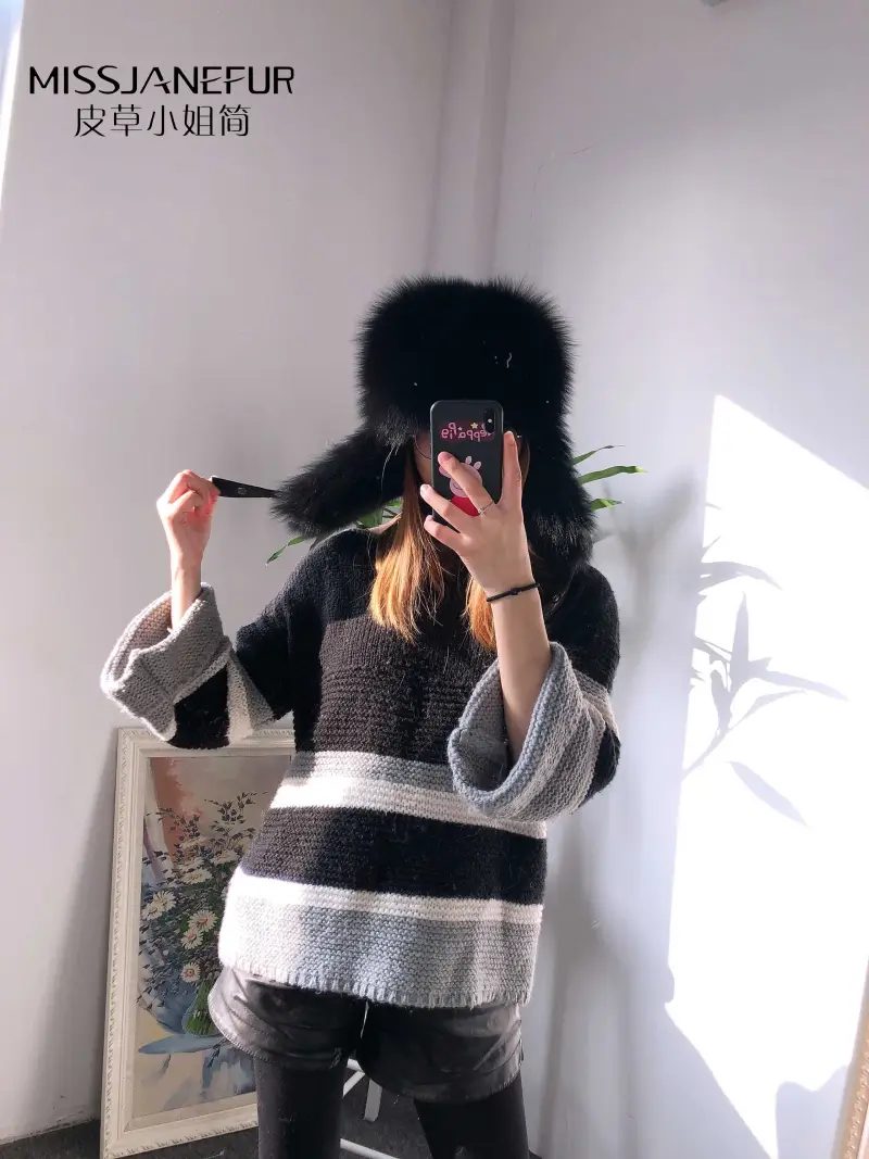 Missjanefur Warm Fox Fur Hats with Buckle Design