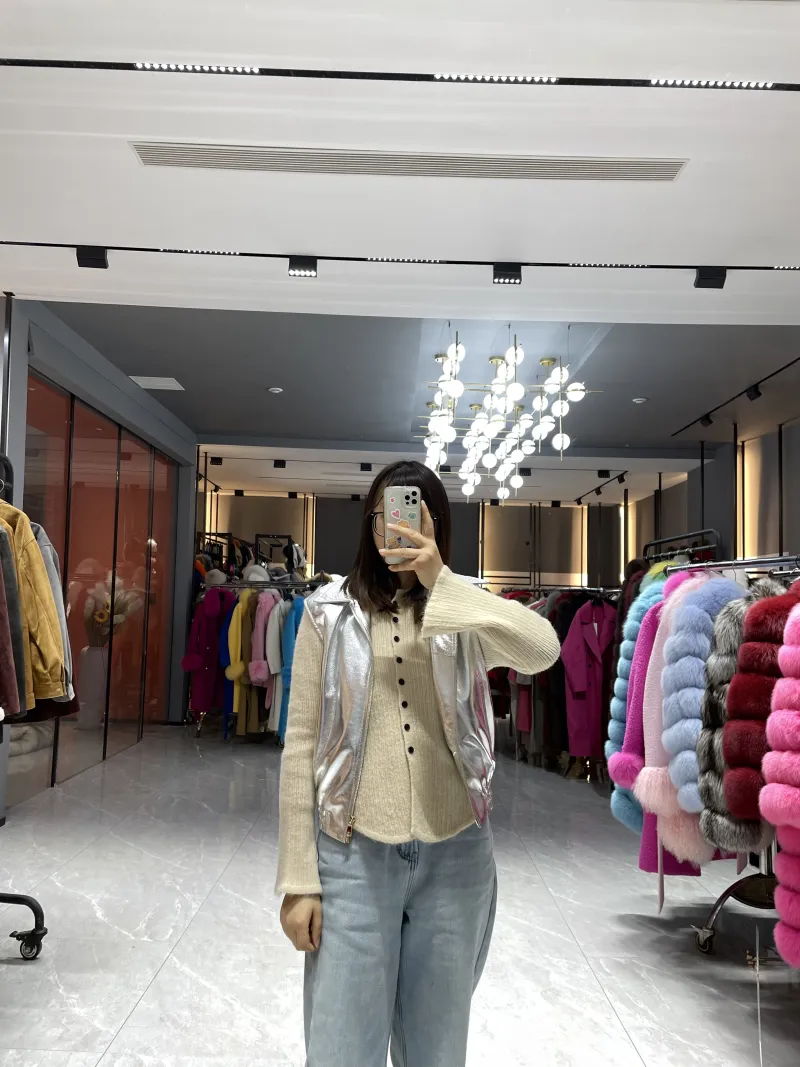 Shiny Silver Lapel Sleeveless Vest: Edgy & Chic Fashion Statement