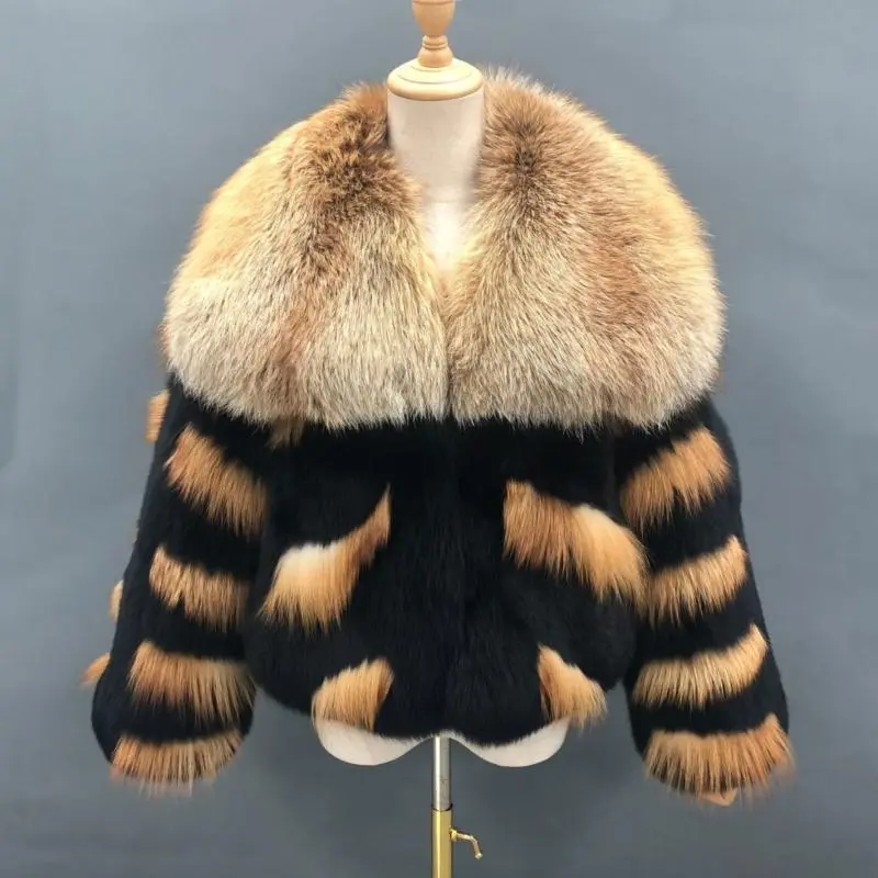 Women's luxury fluffy fox fur coat in winterColor:Black