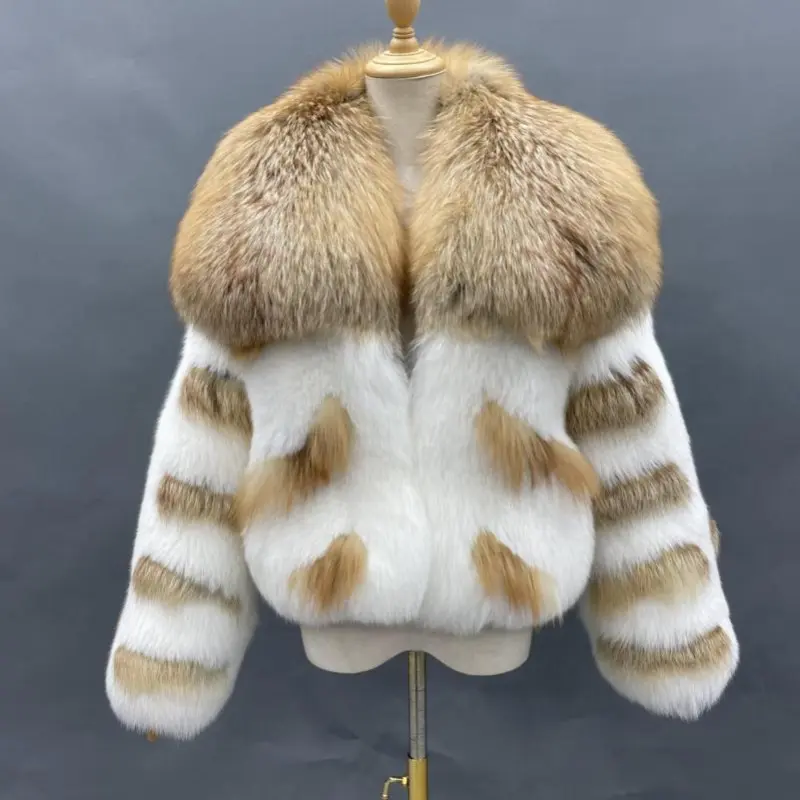 Women's luxury fluffy fox fur coat in winterColor:White