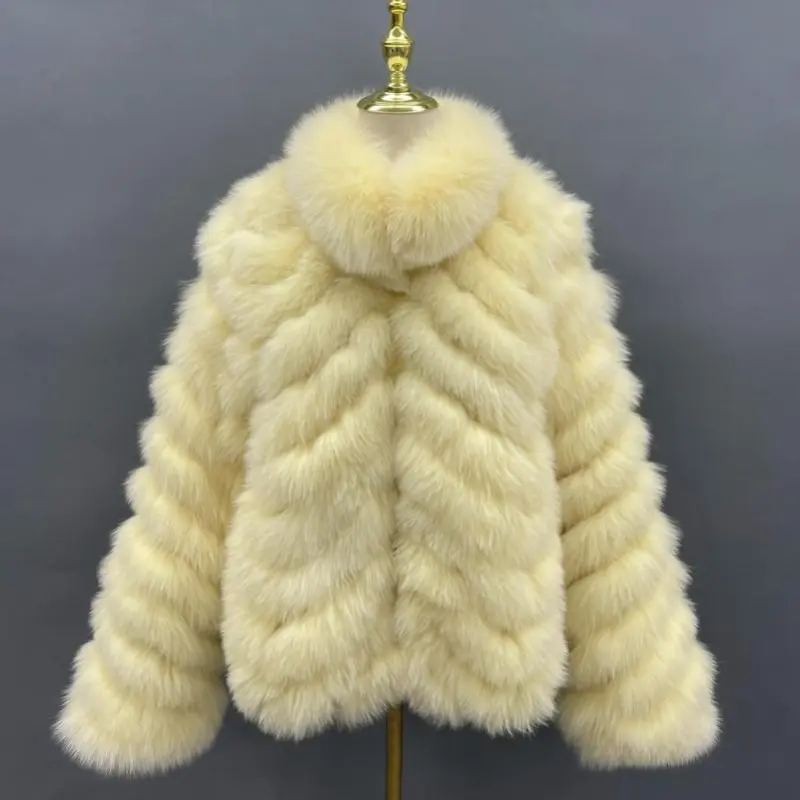 Winter women wear fox fur on both sidesColor:Yellow